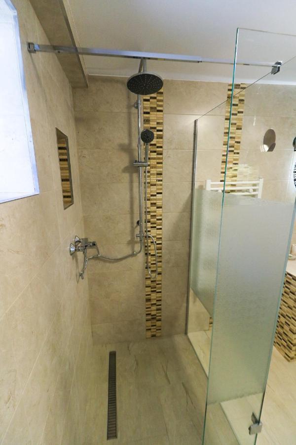 Nikas Apartment Сибиу Екстериор снимка